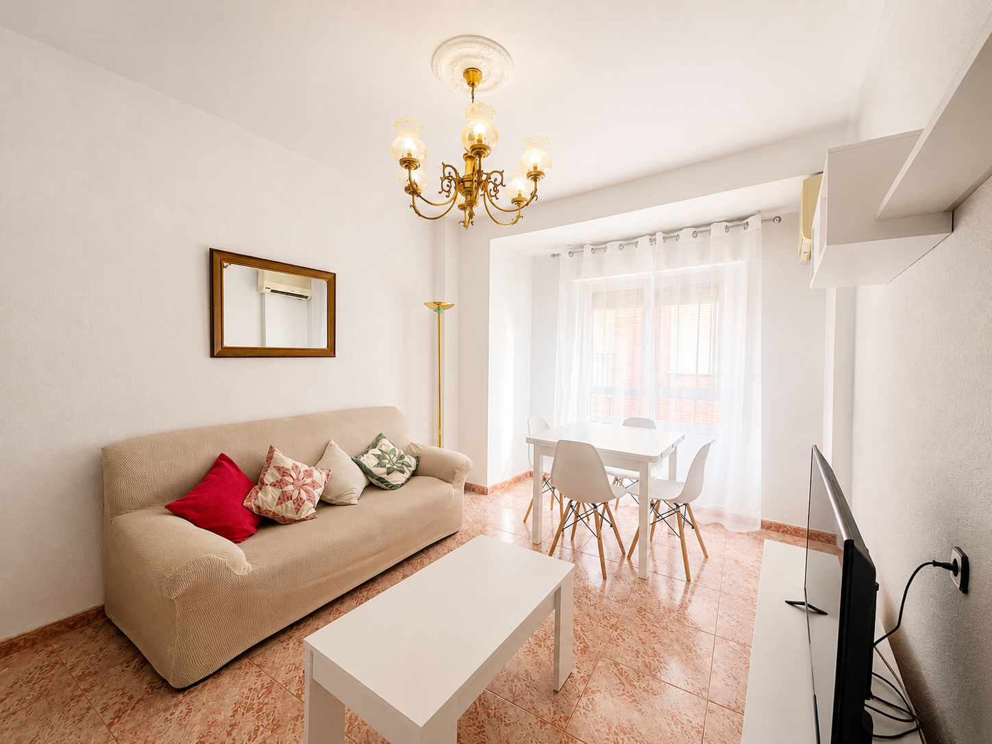 PISO C/ UBEDAS